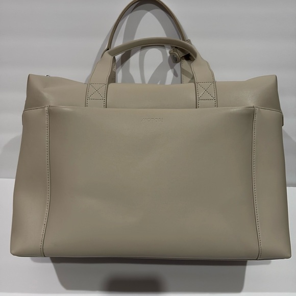 MONOS Metro Duffel Ivory - Picture 2 of 16